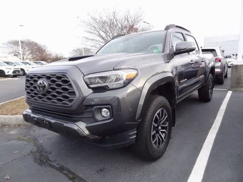 Used 2021 Toyota Tacoma TRD Sport image 1