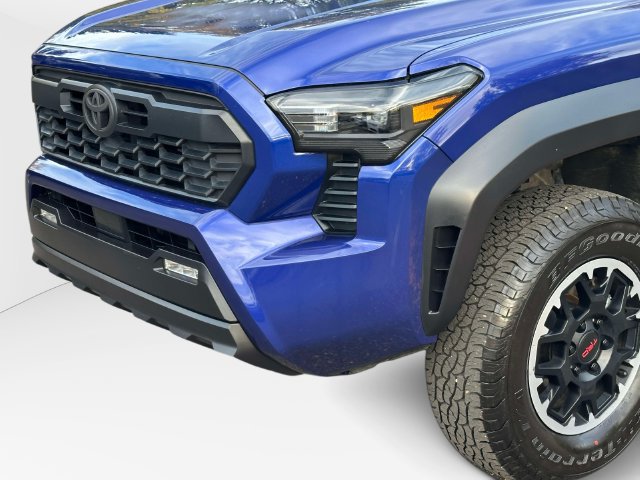 Used 2024 Toyota Tacoma TRD Off-Road AWD/4WD image 8