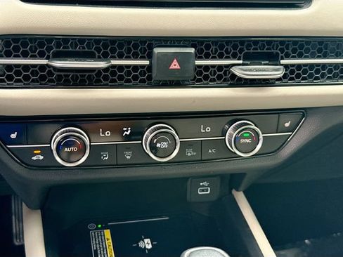 Used 2024 Honda HR-V EX-L image 15