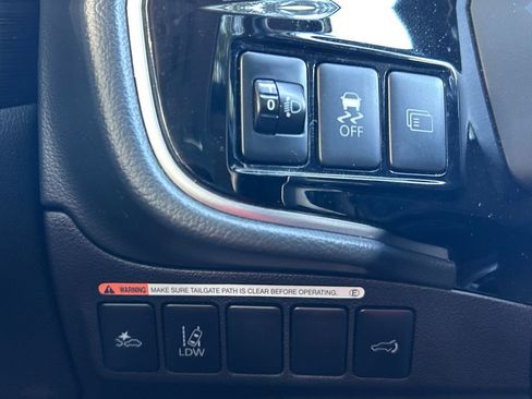 Used 2016 Mitsubishi Outlander GT AWD/4WD image 34