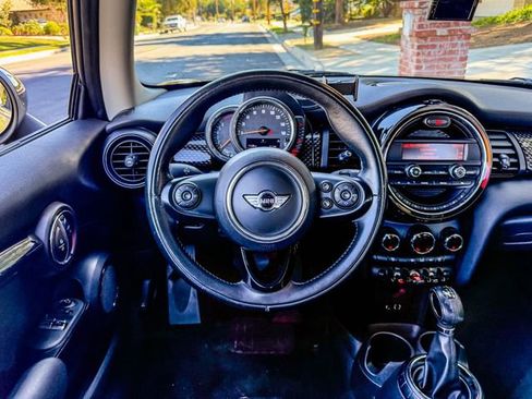 Used 2016 MINI Cooper S image 27