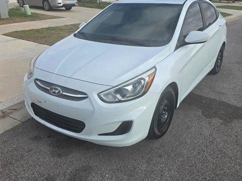 Used 2016 Hyundai Accent SE FWD image 1