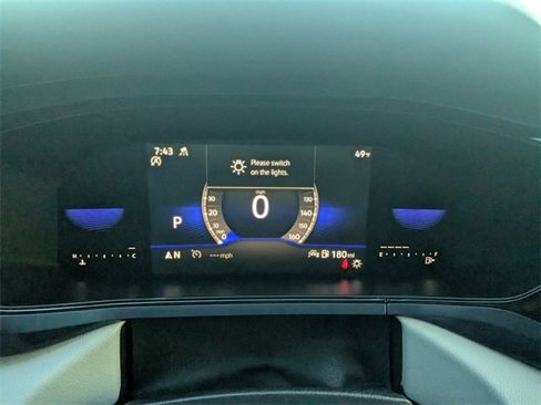 Used 2022 Volkswagen Taos SE image 28