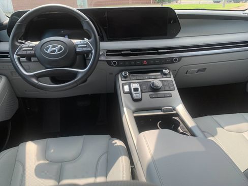 Used 2025 Hyundai Palisade SEL AWD/4WD image 17