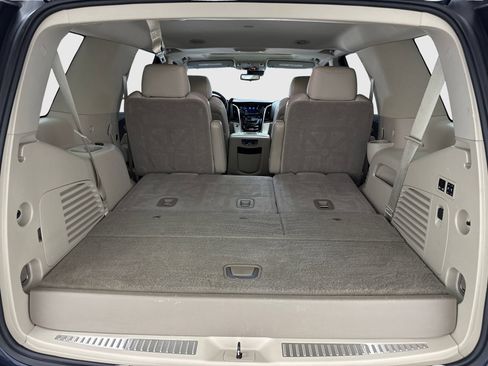 Used 2019 Cadillac Escalade Luxury AWD/4WD image 49