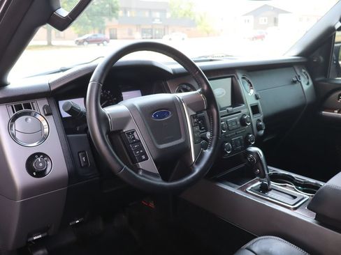 Used 2016 Ford Expedition Platinum AWD/4WD image 15