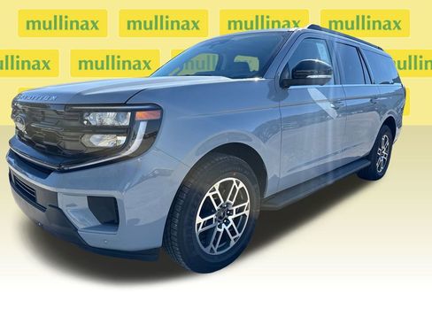 New 2025 Ford Expedition Max Active image 18