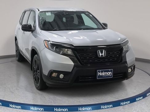 Used 2021 Honda Passport Sport image 4