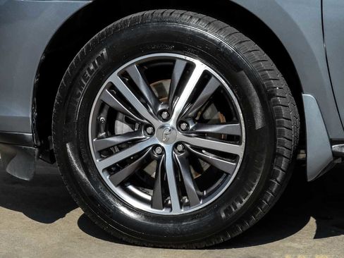 Used 2019 INFINITI QX60 Luxe w/ Essential Package image 60