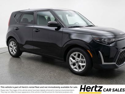 Used 2025 Kia Soul LX w/ LX Technology Package