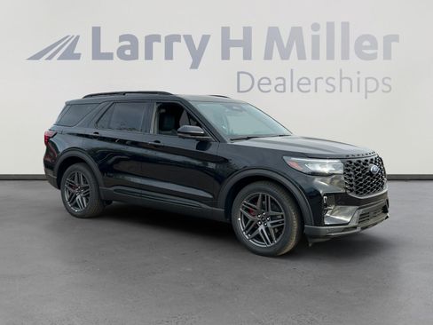 New 2026 Ford Explorer ST w/ Sun And Sound Package AWD/4WD image 7