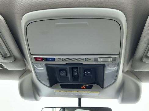 Used 2019 Subaru Forester Premium w/ All-Weather Package image 18