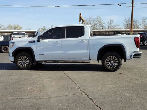 Used 2021 GMC Sierra 1500 AT4 image 2