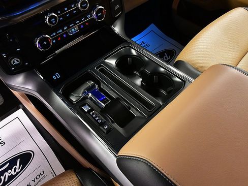 Used 2022 Ford F150 Lariat w/ Equipment Group 502A High image 27