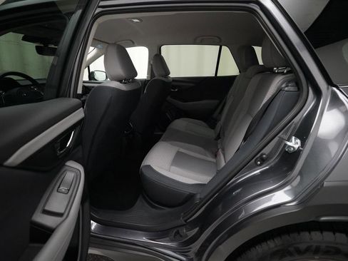 Used 2025 Subaru Outback Premium w/ Popular Package #1A image 17