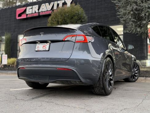 Used 2021 Tesla Model Y Performance image 13