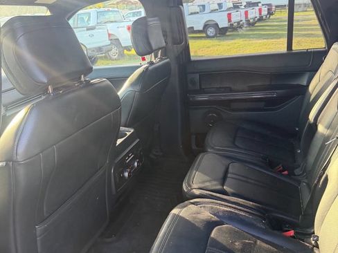 Used 2018 Ford Expedition Max Limited AWD/4WD image 12