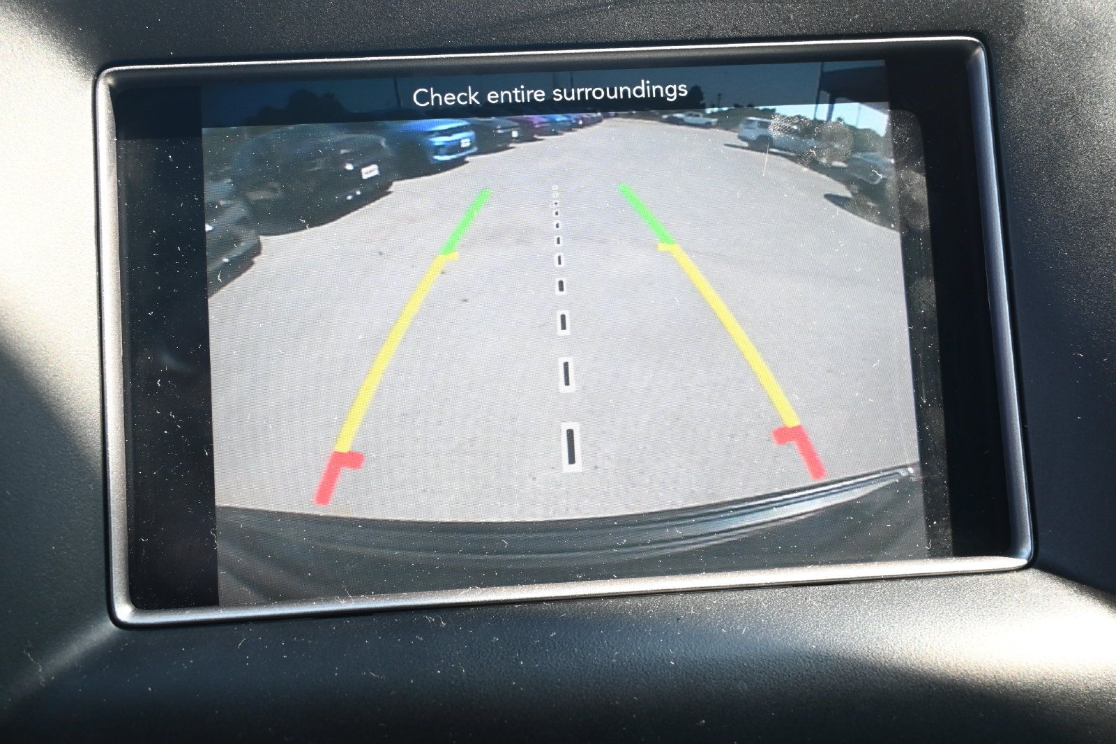 Used 2018 Jeep Grand Cherokee Laredo AWD/4WD image 17
