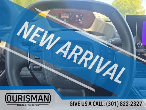 Used 2024 Subaru Solterra AWD/4WD image 14