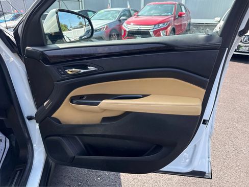 Used 2015 Cadillac SRX Luxury w/ Driver Awareness Package AWD/4WD image 21