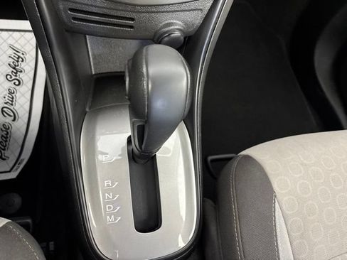 Used 2016 Chevrolet Trax LS AWD/4WD image 39