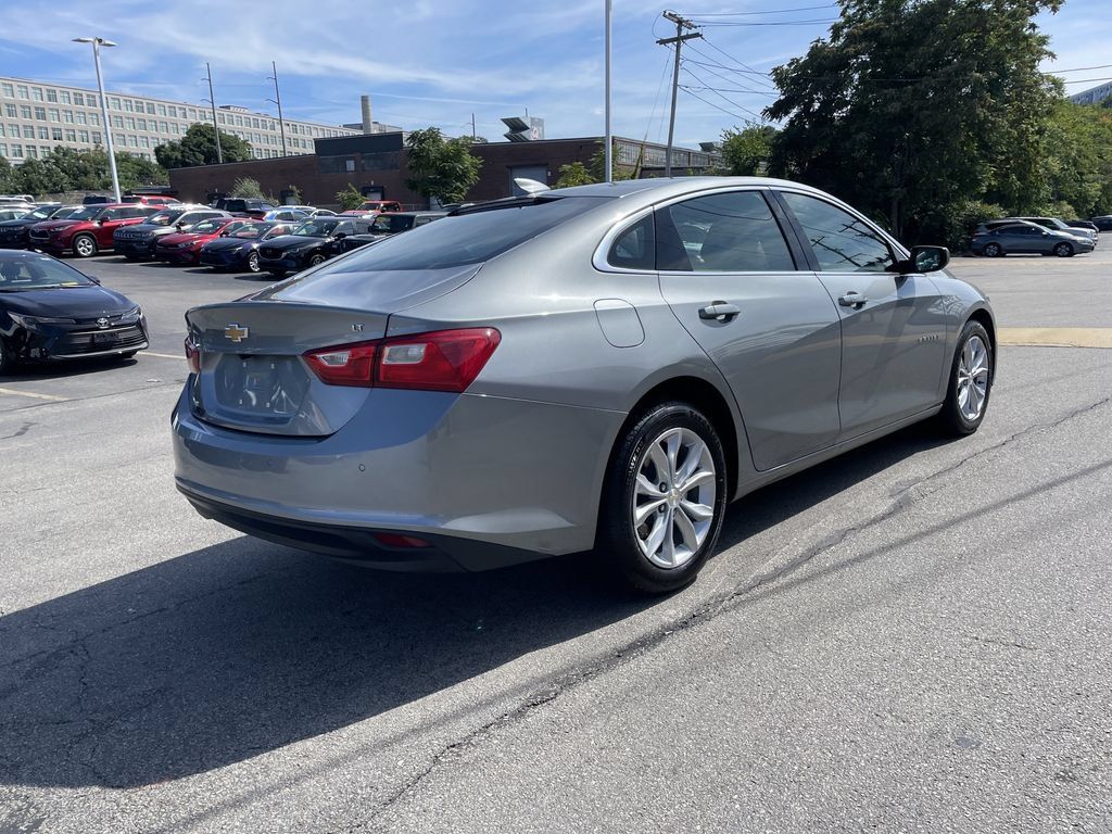 Used 2024 Chevrolet Malibu LT FWD image 5