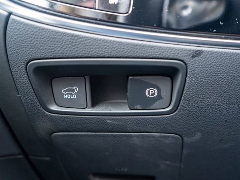 Used 2025 Genesis GV70 2.5T image 20