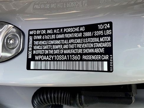 New 2025 Porsche Taycan image 39