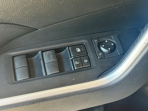 Certified 2022 Toyota RAV4 LE FWD image 14