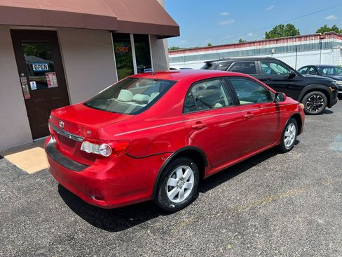 Used 2011 Toyota Corolla LE FWD image 5