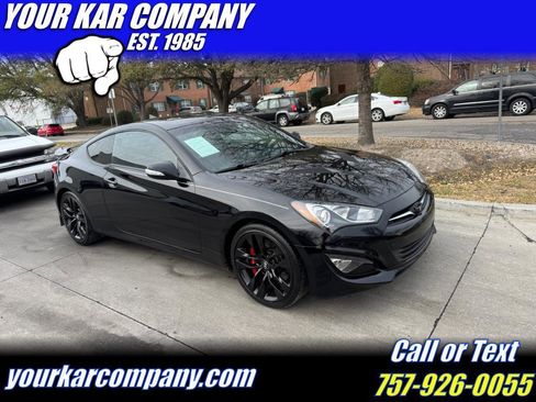 Used 2016 Hyundai Genesis Coupe 3.8 image 1