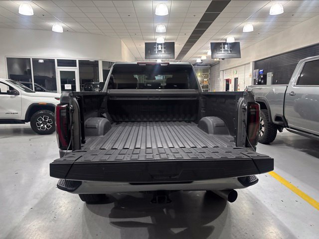 Used 2025 GMC Sierra 2500 AT4 AWD/4WD image 43