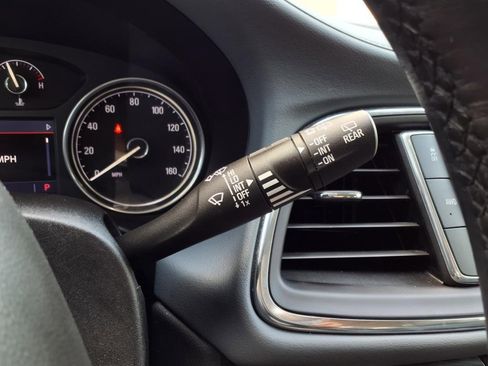 Used 2021 Buick Enclave Essence w/ Sound and Sites Package image 24