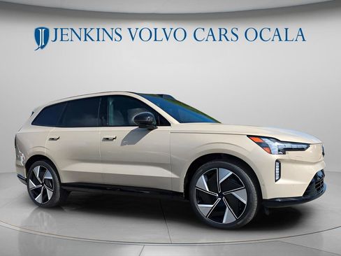 New 2025 Volvo EX90 Ultra AWD/4WD image 2