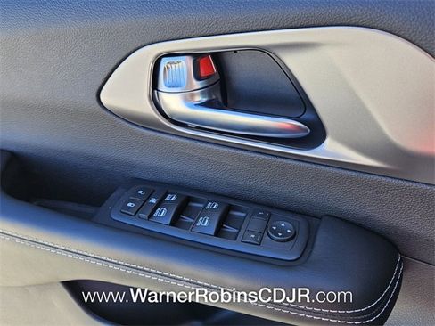 New 2026 Chrysler Voyager LX image 30