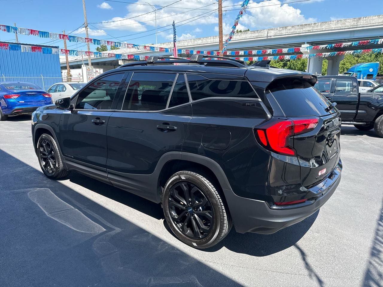Used 2019 GMC Terrain SLE w/ Driver Convenience Package AWD/4WD image 6