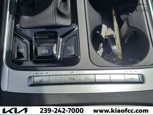 New 2026 Kia Carnival EX FWD image 29