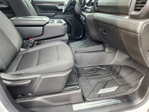 Used 2025 Chevrolet Silverado 1500 LT image 22