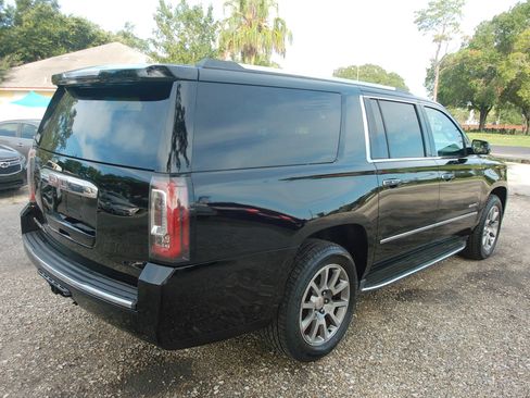 Used 2015 GMC Yukon XL Denali w/ Open Road Package RWD image 6
