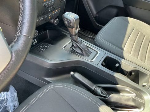 Used 2020 Ford Ranger XLT w/ Equipment Group 301A Mid RWD image 24