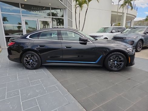 Used 2024 BMW i4 eDrive40 image 7