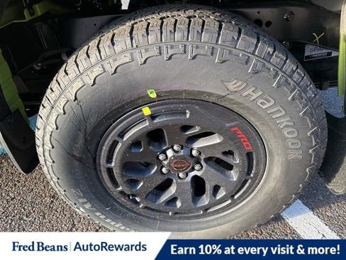 New 2026 Nissan Frontier PRO-4X w/ Pro-4x Convenience Package image 5