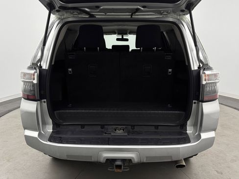 Used 2017 Toyota 4Runner SR5 image 27