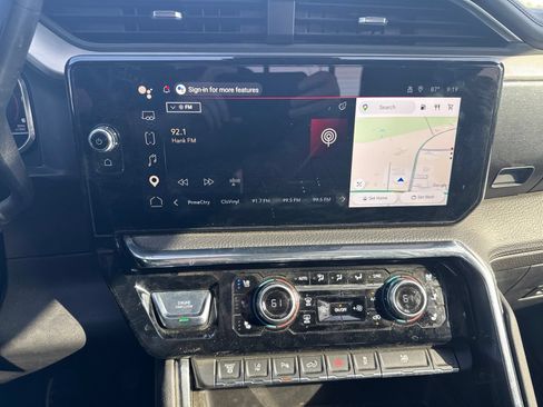 Used 2025 GMC Sierra 3500 Denali w/ Denali Reserve Package AWD/4WD image 12