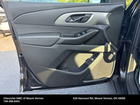 Used 2023 Chevrolet Traverse LT w/ LPO, Floor Liner Package image 12