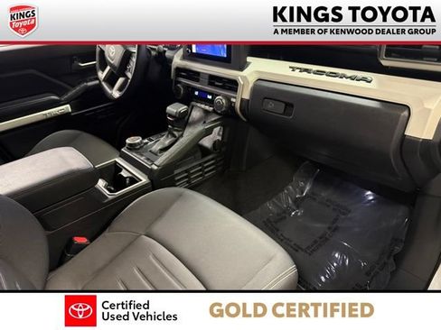 Certified 2024 Toyota Tacoma TRD Off-Road AWD/4WD image 11
