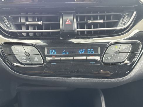 Used 2021 Toyota C-HR LE image 24