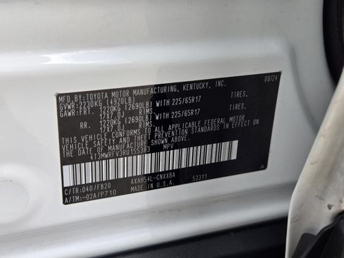 Used 2024 Toyota RAV4 LE AWD/4WD image 28
