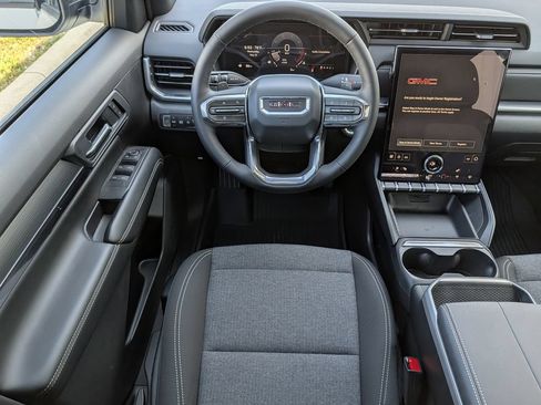 New 2026 GMC Terrain Elevation w/ LPO, Floor Liner Package FWD image 12