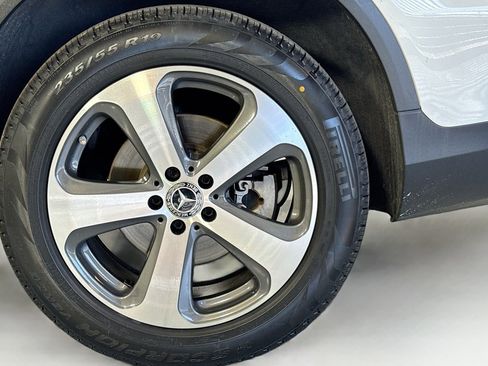 Used 2019 Mercedes-Benz GLC 300 image 30